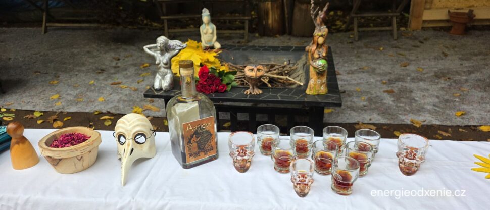 Rituál uctění předků, vůně a vonné dýmy